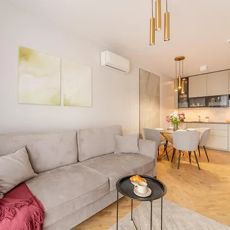 010 By Perlowa Przystan Rent *